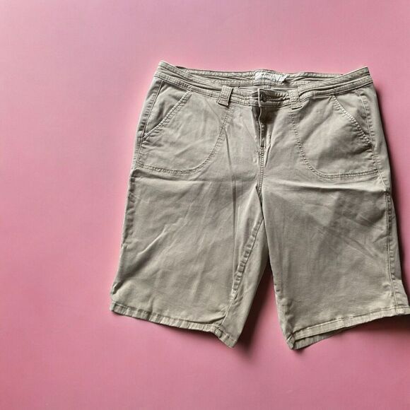 Torrid 22 KhakiDenim Shorts Womens 22 Cotton Blend Casual Hiking - Picture 1 of 10